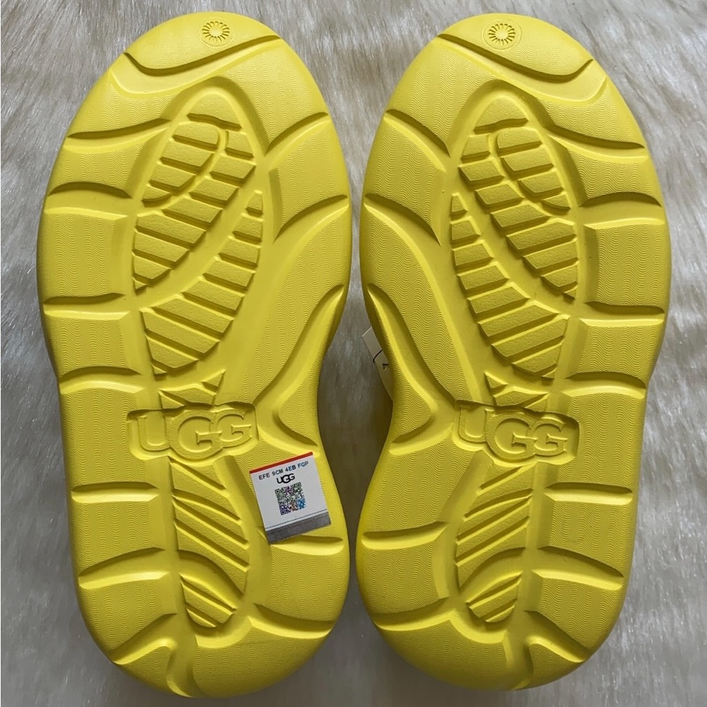 UGG Women's Neon Yellow Casual Statement Sporty Sport Yeah Chunky Clogs Slippers - Picture 6 of 8